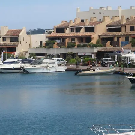 Golf De Saint Tropez Apartment *